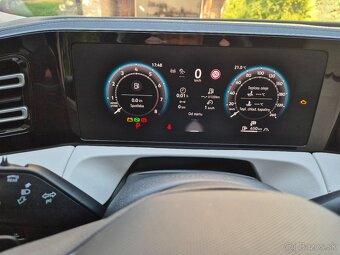 Predám Volkswagen Tiguan Elegance 1,5 TSiv v záruke - 15
