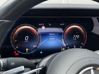 Mercedes-Benz E trieda Sedan 220 d 4MATIC A/T, SK, Odpočet - 15