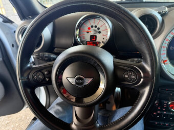 Mini Countryman Cooper S ALL4 4x4 - 15