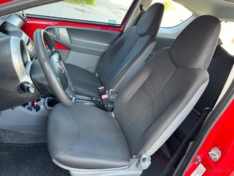 TOYOTA AYGO 1,0i 50kW, 86.770km, 1.MAJITEĽ, NOVÁ STK+E.K, - 15