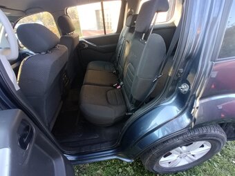 Nissan Pathfinder - 15
