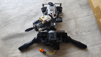 Predam diely toyota auris 2009 - 15