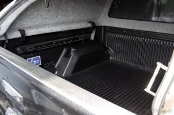 Ford Ranger 3.2 TDCi DoubleCab 4x4 LIMITED A6 - 15