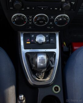 Land Rover Freelander 2 2.2 TD4 S - 15