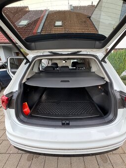 Volkswagen Tiguan Allspace 2.0 TDI R-line 4Motion DSG - 15