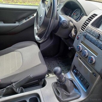 Predám NISSAN PATHFINDER - 15