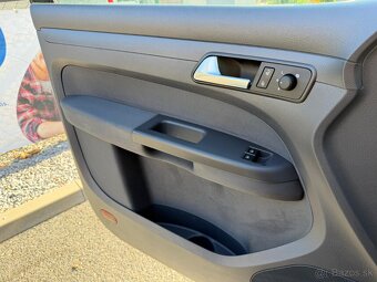 ► VW CADDY MAXI 1,6 TDI - 75 kW, 7 MÍST, PARK. SENZORY ◄ - 15