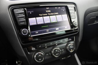 Škoda Octavia Combi 2.0 TDI DPF RS DSG - 15