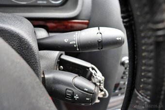 Peugeot 407 2.0 HDi Premium FAP - 15