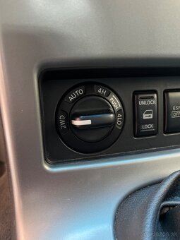 Nissan Pathfinder 2,5 DCi 4x4 126kW - 15