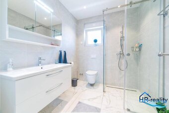 Vodice – kompletne zariadený penthouse, výhľad na more - 15