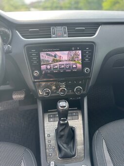 Škoda octavia scout 4x4 DSG 110kw Diesel DPH - 15