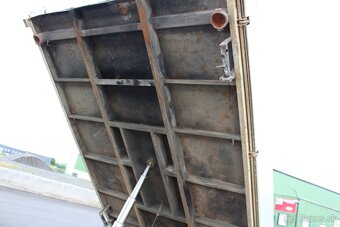 Mitsubishi Fuso canter 3-stranný sklápač do 3500kg - 15