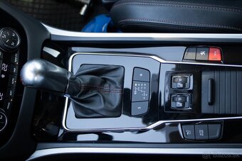Peugeot 508 GT 2.2 TDI, 150kW (2015) - 15