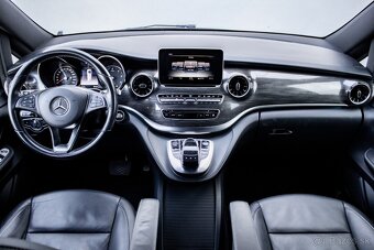 Mercedes-Benz V trieda Van 176kw AT/9 4x4 2020 - 15