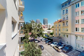 Výnimočný 3 izbový byt vo výbornej lokalite Starého Mesta pr - 15