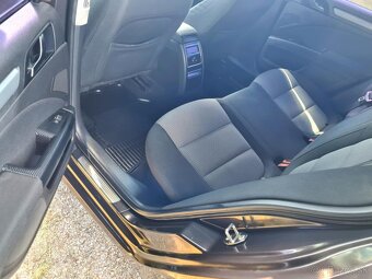 Škoda Superb 2,0TDI 103KW Krásný stav - 15
