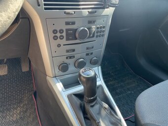 Opel Astra 1.7CDTi - 15