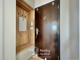 Na prenájom moderný, zrekonštruovaný 2-izbový byt s balkónom - 15