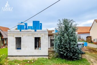 ARBIZ | predaj 4-izbový rodinný dom (414 m²) Ľubeľa - 15