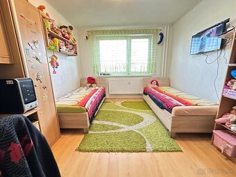 3izb. byt s loggiou, 72m2 - sídlisko Západ - 15