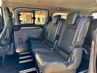 Ford Tourneo Custom 2.0 TDCi 170k A8  Titanium X 8-miestné - 15