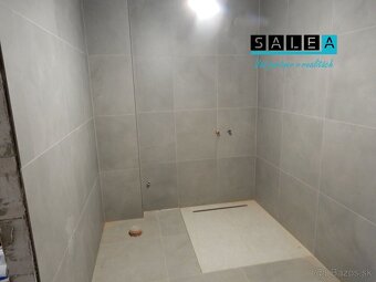 Pekný rodinný dom, 300 m2, kompletná rekonštrukcia, Hronské  - 15
