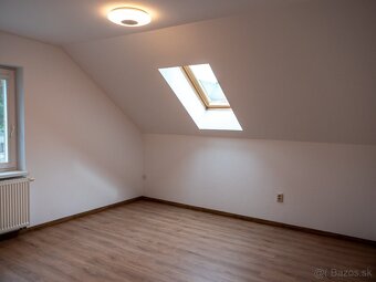 Rodinný dom s výhľadom na hrad Devín - 15