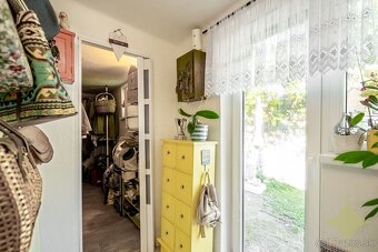 Pokoj vidieka, výhody mesta – Rodinný dom v Novej Bani na pr - 15