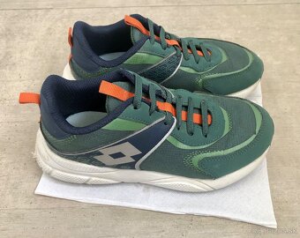 Detská obuv, sandále, veľ. 33, 32, 31, 28, 26, 25, 23, 22 - 15