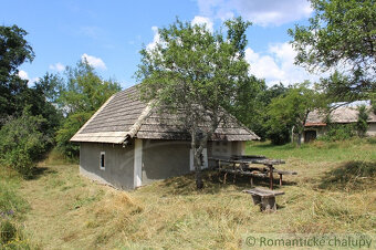 Slnečný pozemok s viničným domčekom Bátovce - Jalakšová - 15