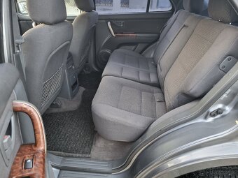 KIA SORENTO 2,5CRDi 4x4 - 15