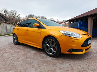Ford Focus ST 2.0 EcoBoost 250PS - 15