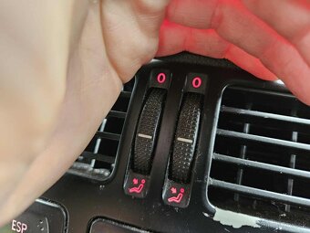 PREDAM FUKARE BORA podsvietené - 15