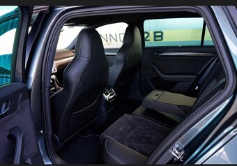 Škoda Superb Combi 2.0 TDI Sportline 4x4 - 15