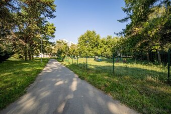 Udržiavaný 3-izbový byt v pôvodnom stave – Gagarinovo námest - 15