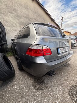 Predám Bmw e61 na diely - 15