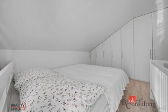 Exkluzívna príležitosť vlastniť chatu, ktorá spája pohodlie, - 15
