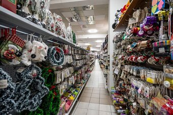 Obchodný priestor na predaj v centre mesta LC. - 15