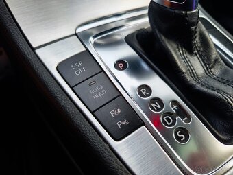 Volkswagen Passat Combi B6 DSG 2.0TDI Commonrail NOVÁ STK/EK - 15