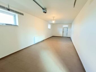 PREDAJ - 4 izbový holodom s veľkou garážou , Lužianky, Smrek - 15