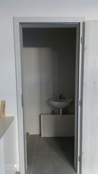 Ponúkame Vám na prenájom zrekonštruované obchodné priestory - 15