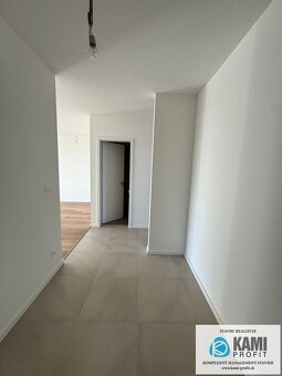 Na predaj 3 izbový byt s terasou v novostavbe v Piešťanoch v - 15