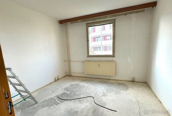 2-izbový byt s lodžiou, ul. Mládeže, PP,začatá rekonštrukcia - 15