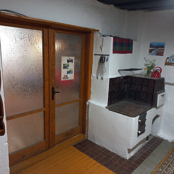 Chata v obci Turecká obklopená lesom - 15