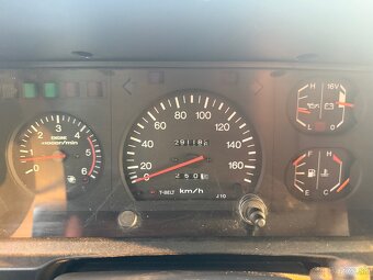 Toyota Land Cruiser KZJ 73 - 15