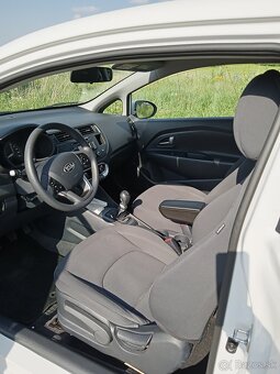 Kia Rio, 1.4 CRDI STK do 09/2026 Vyborny stav - 15