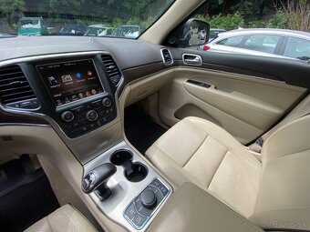 Jeep Grand Cherokee 3.0 CRD V6 4X4 Overland tažné 3,5t 2015 - 15