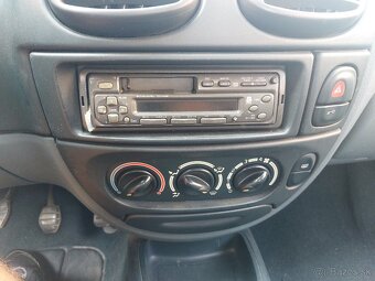 Renault Megane 1.4 - 15