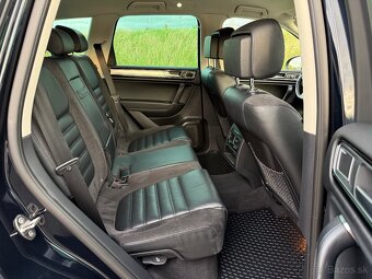 Volkswagen Touareg 3.0 TDI 4MOTION Rline - 15
